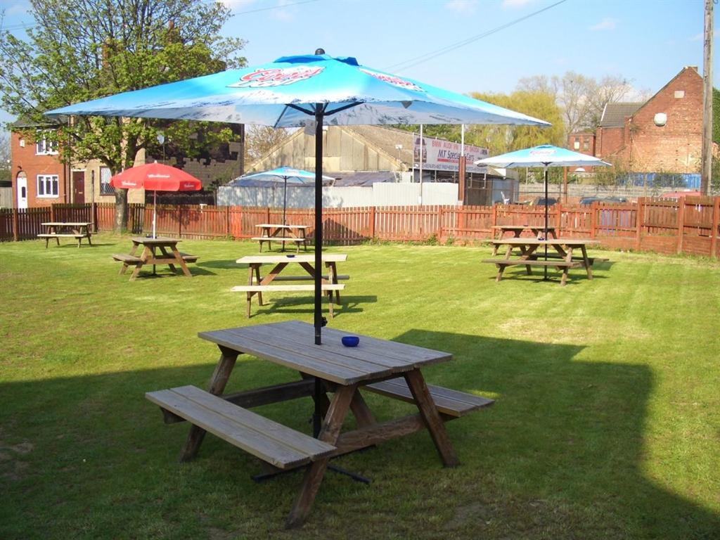 Wheldale Hotel Castleford Esterno foto