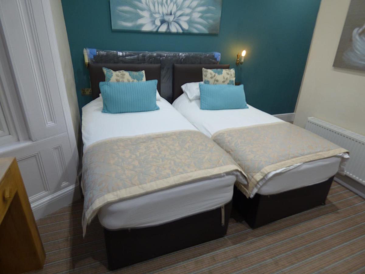Wheldale Hotel Castleford Esterno foto