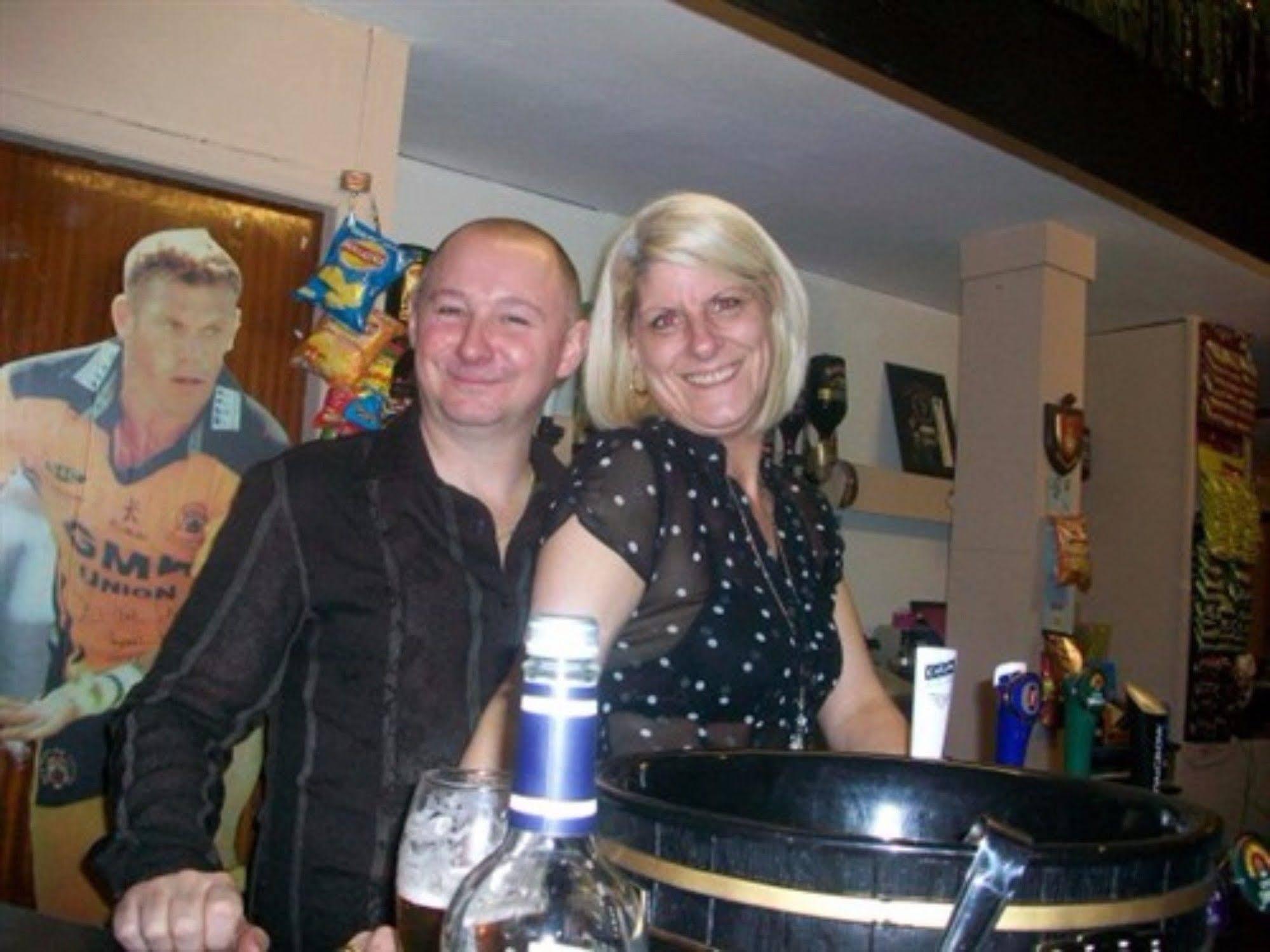 Wheldale Hotel Castleford Esterno foto