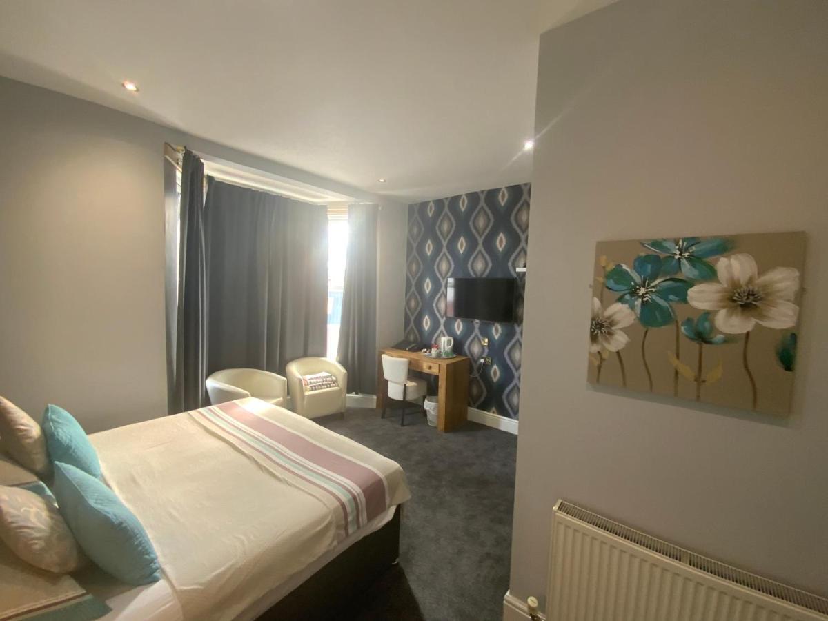 Wheldale Hotel Castleford Esterno foto