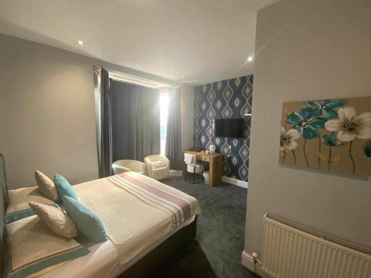 Wheldale Hotel Castleford Esterno foto