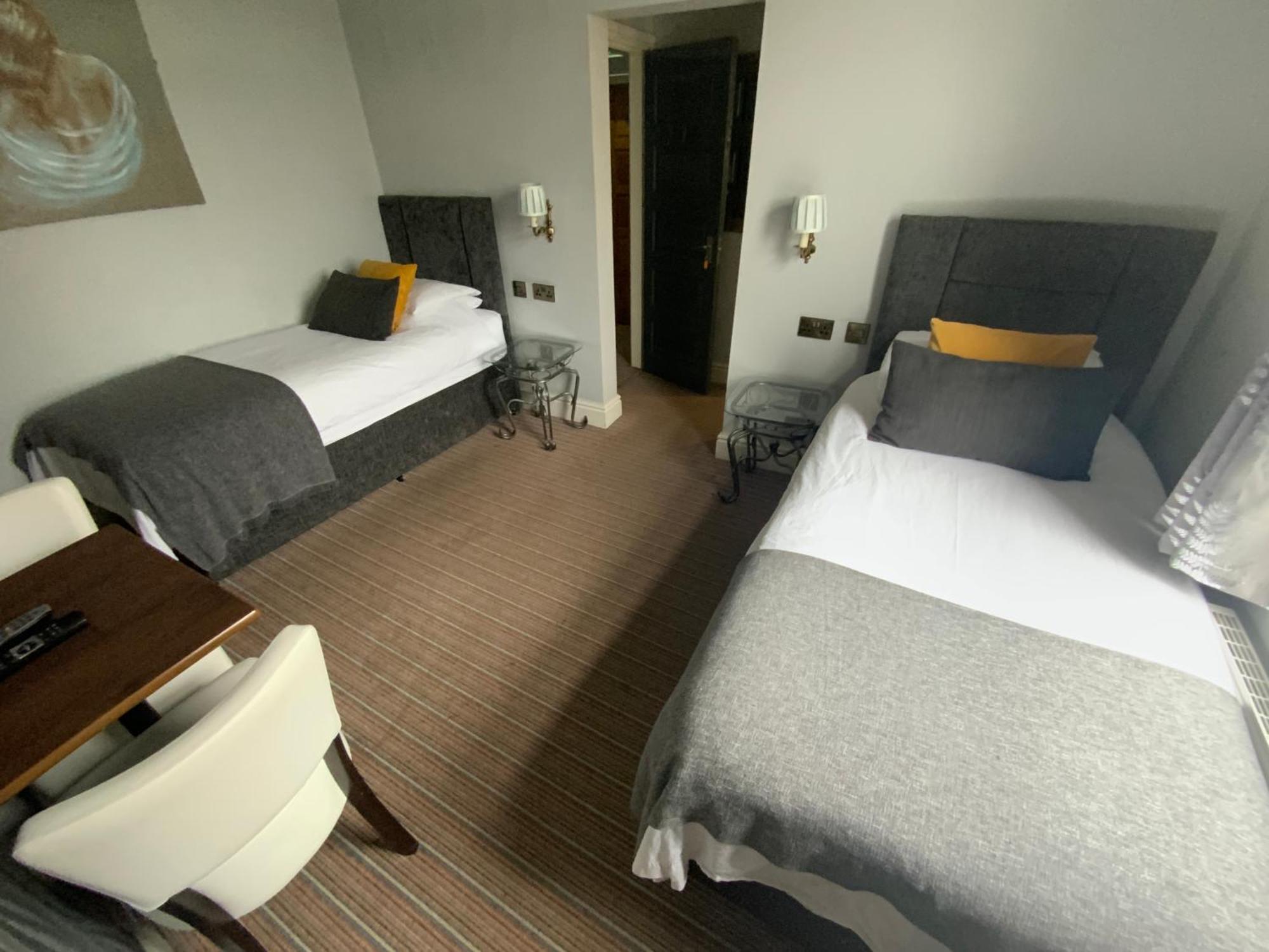 Wheldale Hotel Castleford Esterno foto